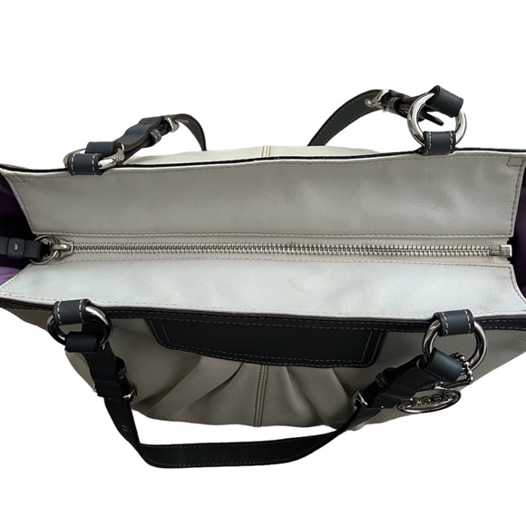 Coach East West Pleated Gray & White Tote Bag with Dust Bag - Picture 5 of 12